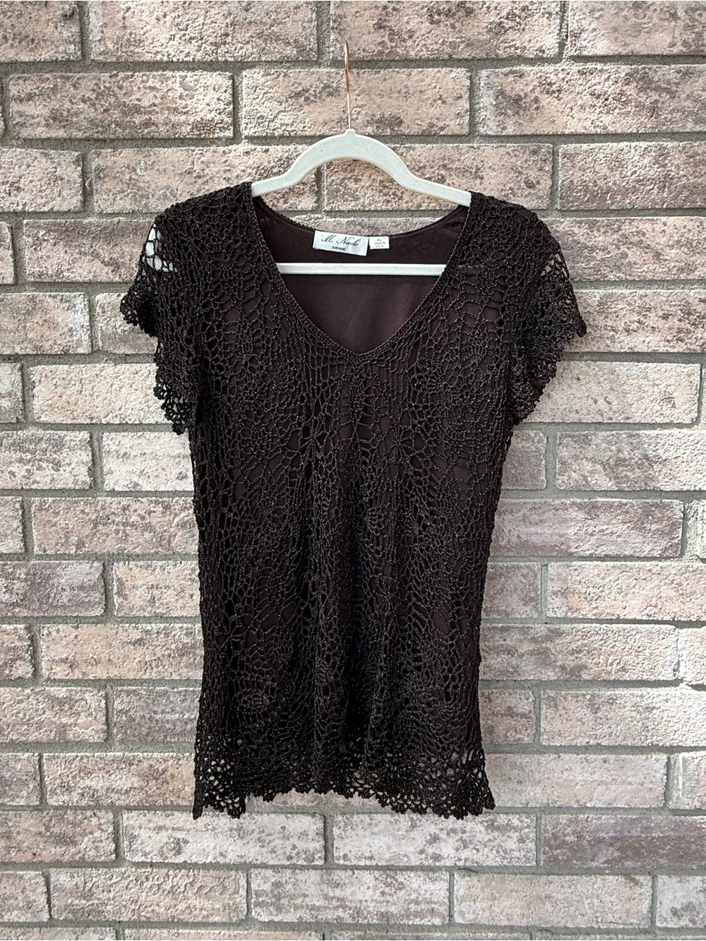 Lace Crochet Chocolate Brown Short Sleeve Top w Sparkly Gold Thread